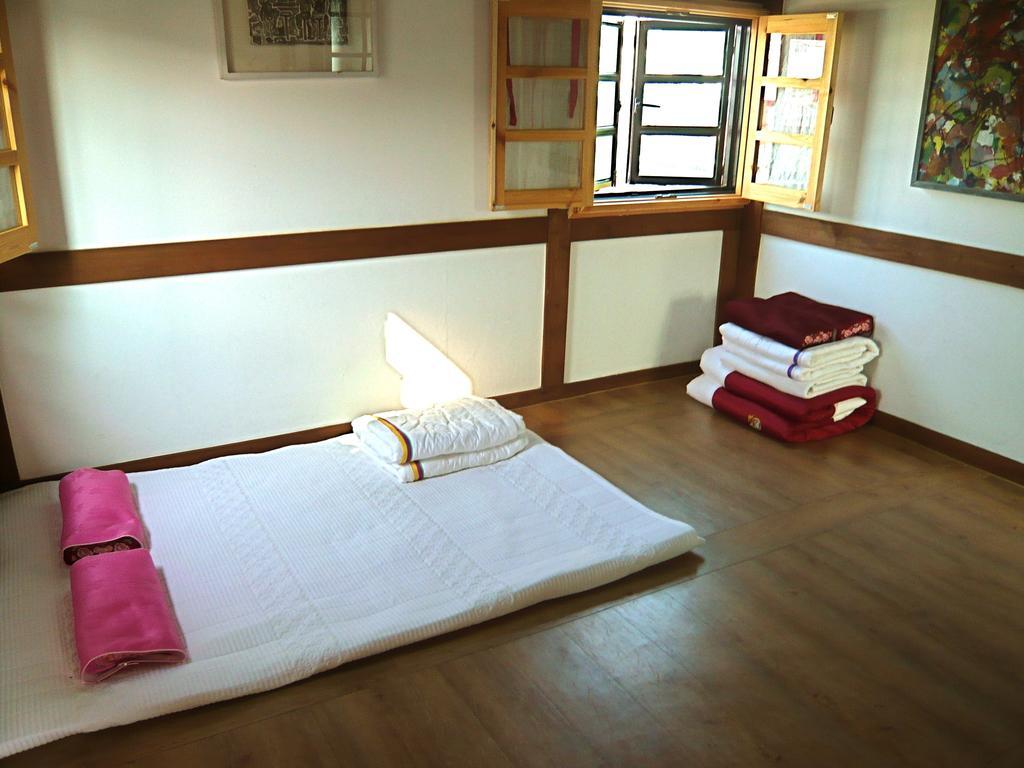 Guesthouse In Picture Jeonju Room photo